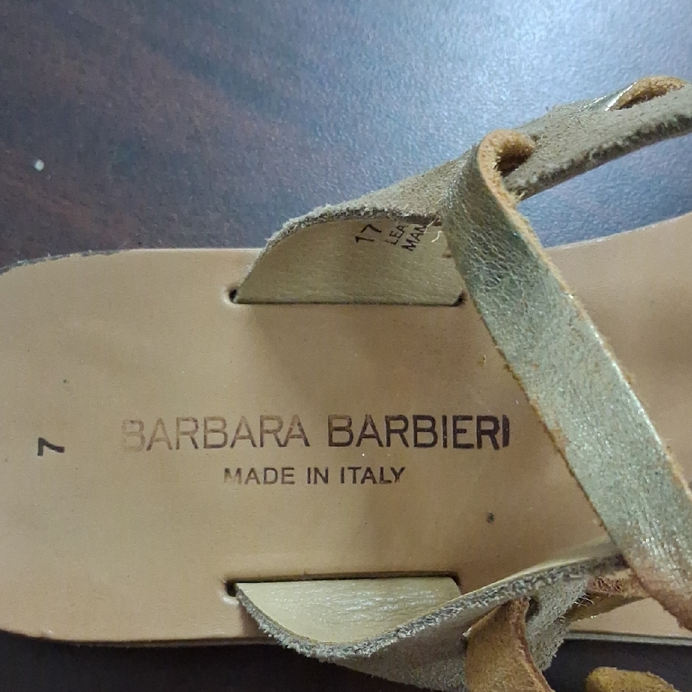 Barbara Barbieri  Women's Tan Leather Sandals Made In Italy. Size 7